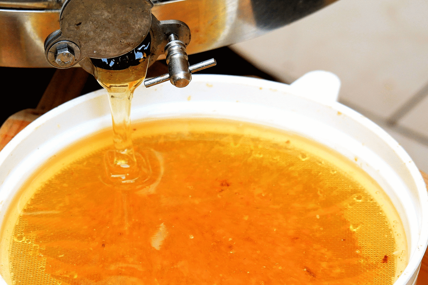 Raw. Unpasteurised. Pure.